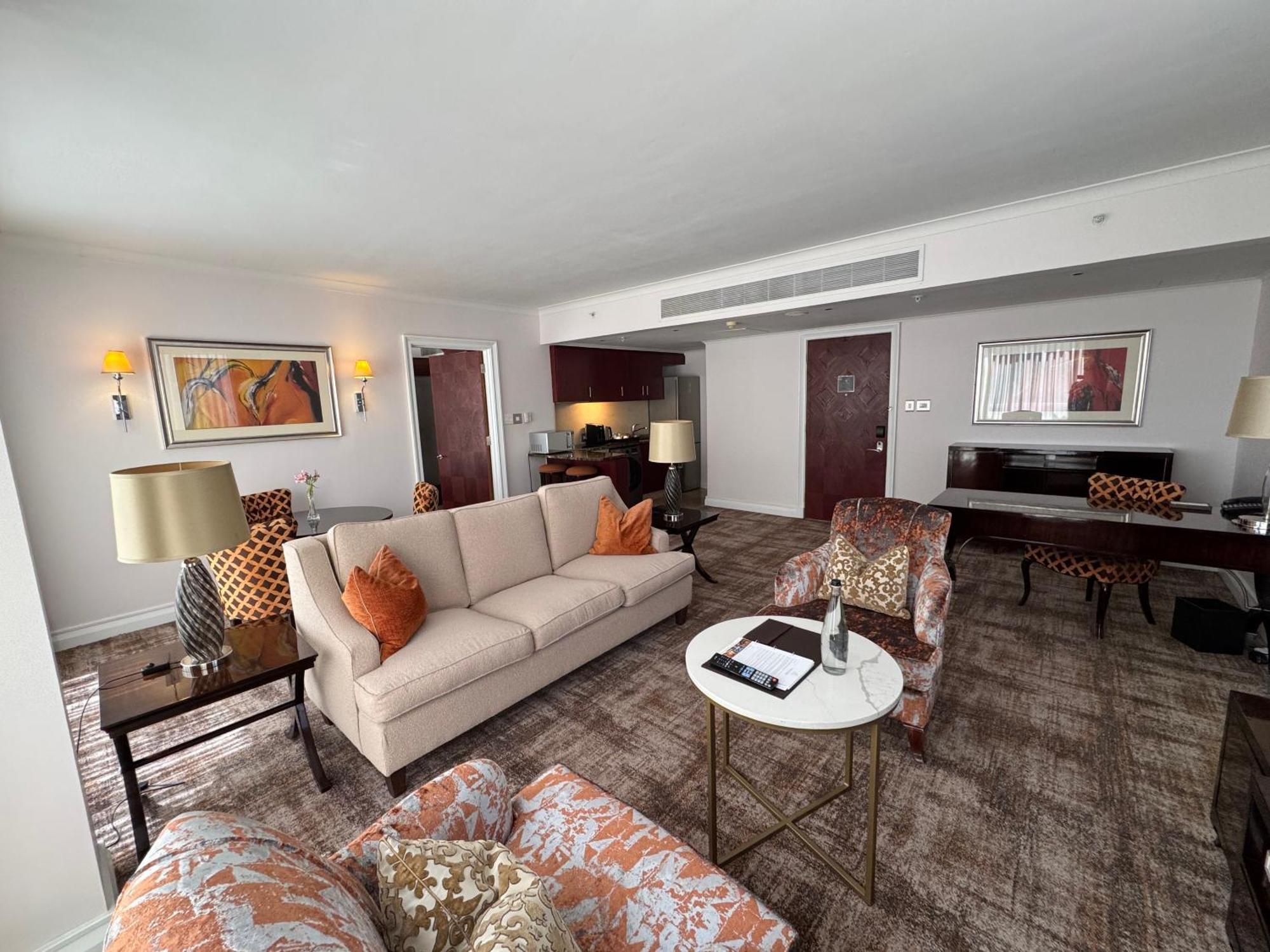 Luxury Residence At Taj Cape Town - Top Corner Apartment With Balcony - Newly Renovated Bagian luar foto