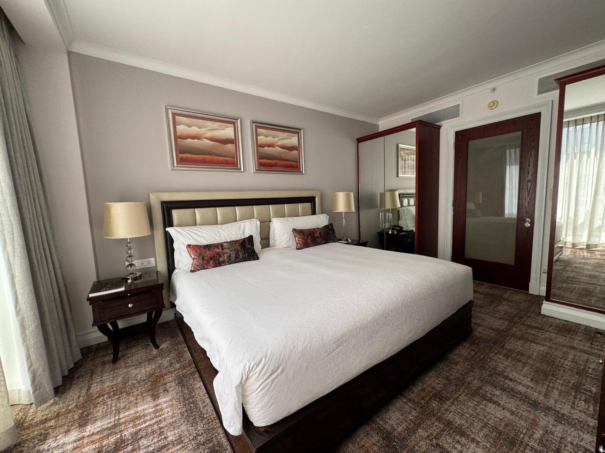 Luxury Residence At Taj Cape Town - Top Corner Apartment With Balcony - Newly Renovated Bagian luar foto