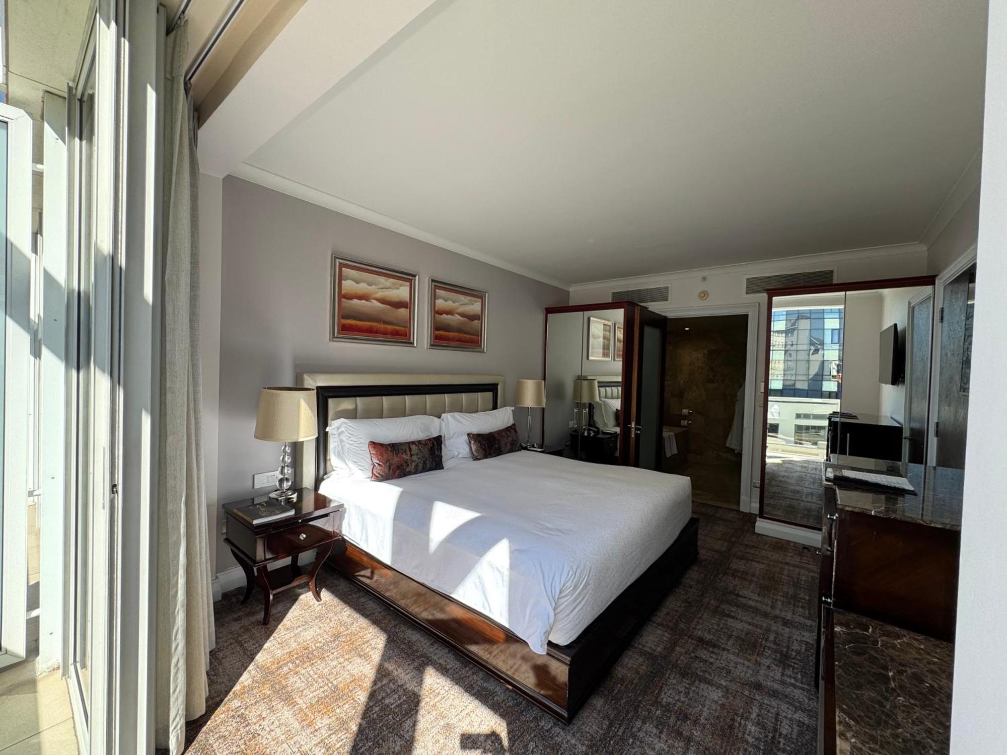Luxury Residence At Taj Cape Town - Top Corner Apartment With Balcony - Newly Renovated Bagian luar foto